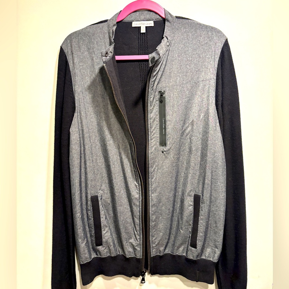 Calvin Klein Men’s Sweater Sleeve Jacket